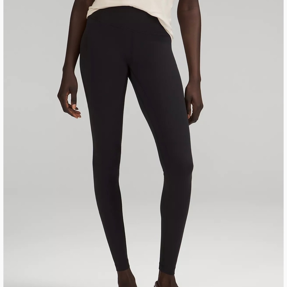 Lululemon align black 28 inch high rise leggings